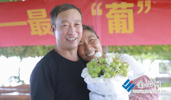 503葡萄種植戶浪漫”七夕“——最靠”葡“的愛情03