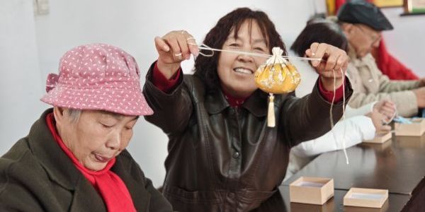 靜賞冬意 香囊寄情