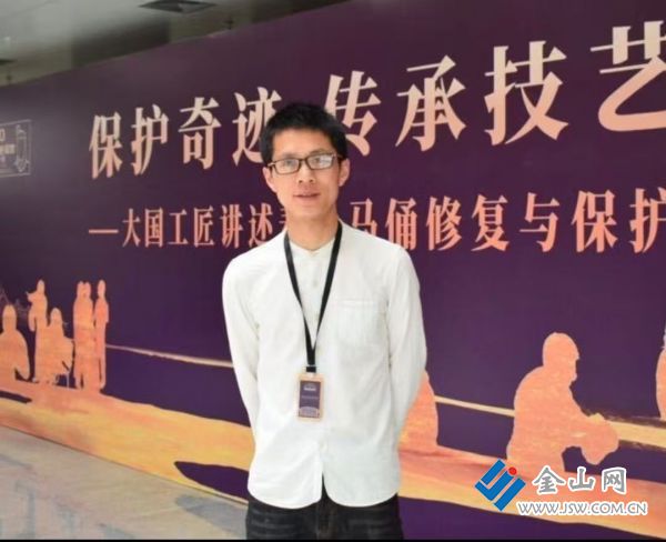 e84f8e2eb069f77b5e4a49c7fd90cdb7