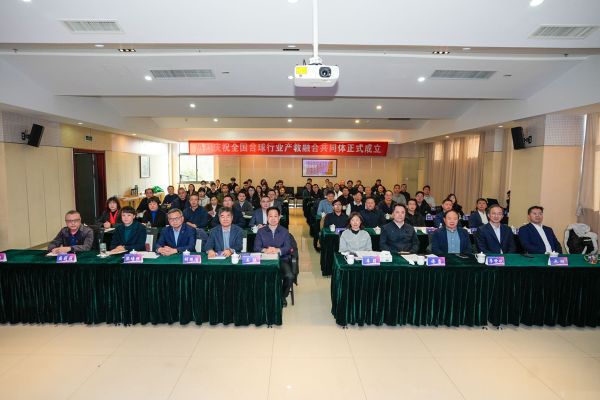 7c46940053f8591d2a3e1f30a815bed5