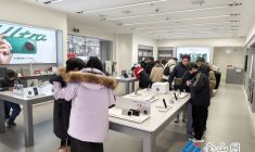 智能眼鏡首入補(bǔ)貼 新一輪“以舊換新”精準(zhǔn)助力消費(fèi)升溫