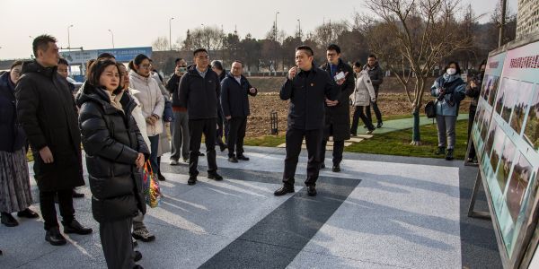 多支部黨建共建 共繪小港村振興圖景