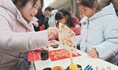 潤(rùn)州春賀非遺韻 佳節(jié)福傳古技藝