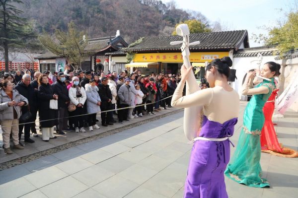 鎮(zhèn)江年味拉滿，文旅火熱出圈6