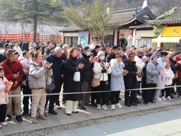 鎮(zhèn)江年味拉滿，文旅火熱出圈14