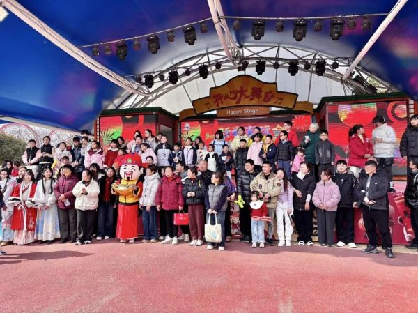 鎮(zhèn)江年味拉滿，文旅火熱出圈30