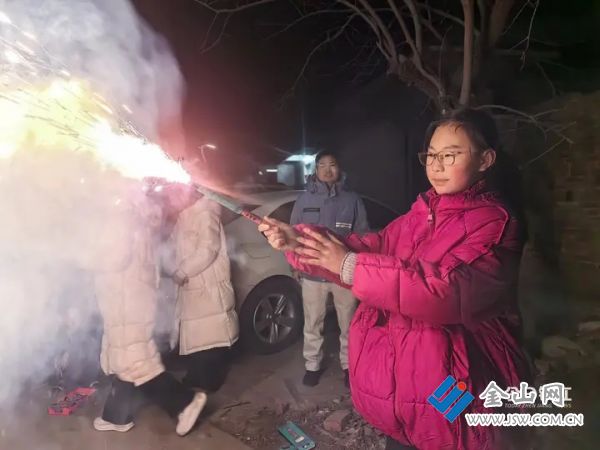 013b5c87505af45183730f14b7e526c76b.jpg@s_6mojdtFQWt3xl9E9Ajkr3EEs6CAq8JSq-g9EBcOmw@rs_fill_720_0@g_sm@q_75@