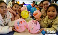 巧手繪燈籠 喜迎元宵節(jié)