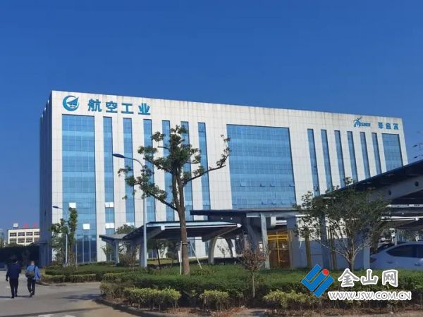 019fc1d6cc19c1df20a3d33a5197b5ae32.jpg@__EjUeycauFcyUKHvosSh8JxjJgT6UnOBqkj3RlG4To@rs_fill_720_0@g_sm@q_75@