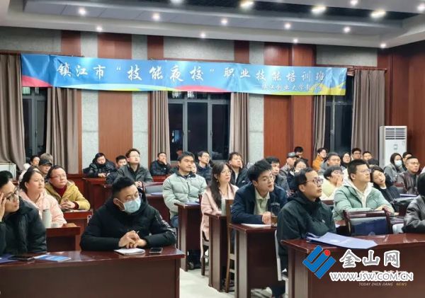 01a8fe67b4883f7c5d4ce95e68b8bbe1af.jpg@_7q8ROWlavmG9RzyUbHzpiZMRTW48sloQhz-ypF5DDM@rs_fill_720_0@g_sm@q_75@