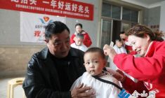 民俗傳溫情 義剪進(jìn)社區(qū)