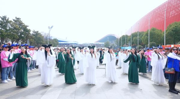 bb48f40ee4033bf37821c38ff1deb46a