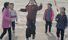 彩鳶繪夢(mèng) 樂享春光