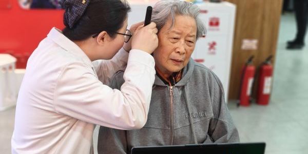 春風潤鄰里 服務惠民生