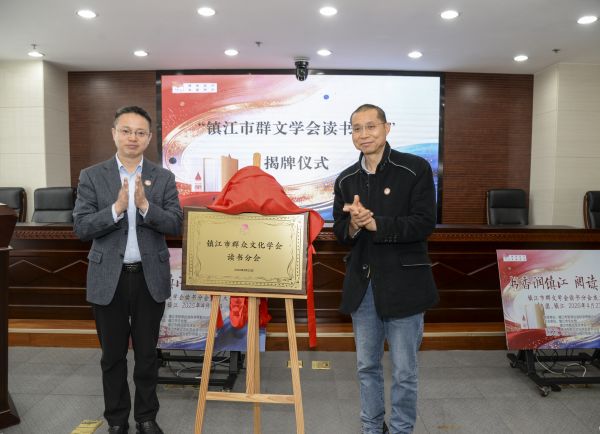 1ce39e73e740bb0a902d1e3a6121b271