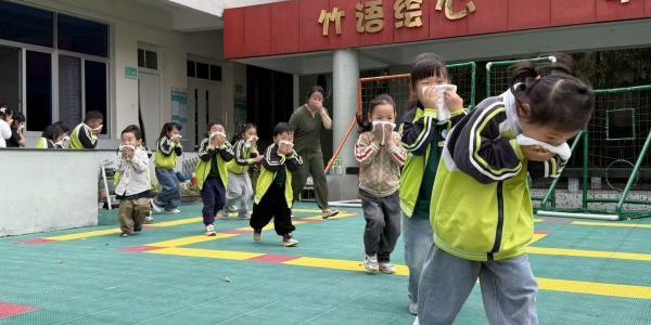 萌娃学消防 安全记心间