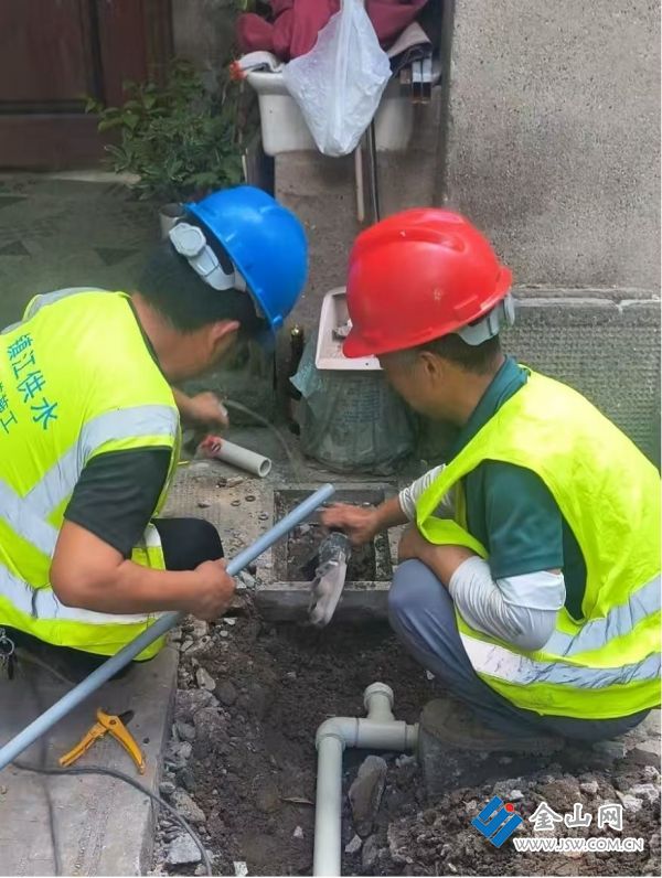 党建共建办实事管网改造解民忧(图1)